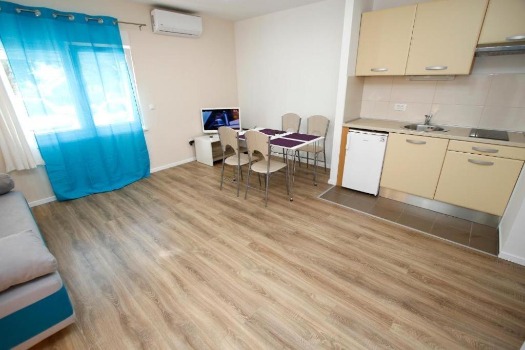 Apartmani Sea Star Makarska Eksteriør bilde